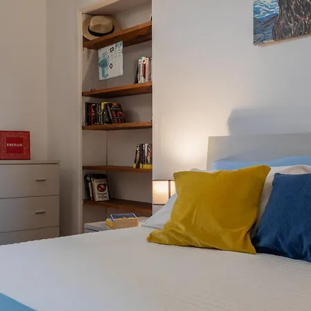 Luminoso A Due Passi Da Porta Susa By Wonderful Italy דירה טורינו